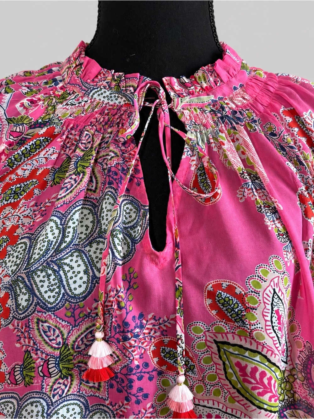 Hale Bob 100% Silk Pink Paisley Tassel Peasant Blouse Top Size Small Boho Luxury - Picture 3 of 11